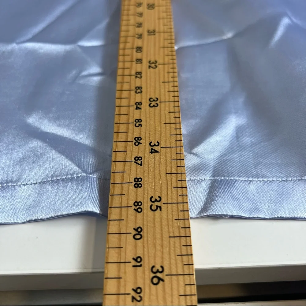 Vintage Gloria Vanderbilt Intimates | 2-Pc lilac Satin Chemise(l) & Robe(m) Set - Picture 13 of 13